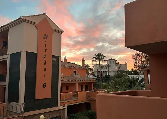 Amplio Y Familiar Apartamento En *