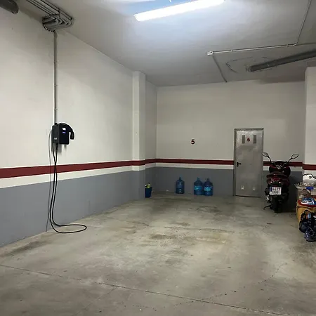 Amplio Y Familiar Apartamento En *